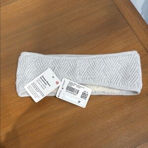 Lululemon Athletica Gray Sherpa Weave Earwarmer